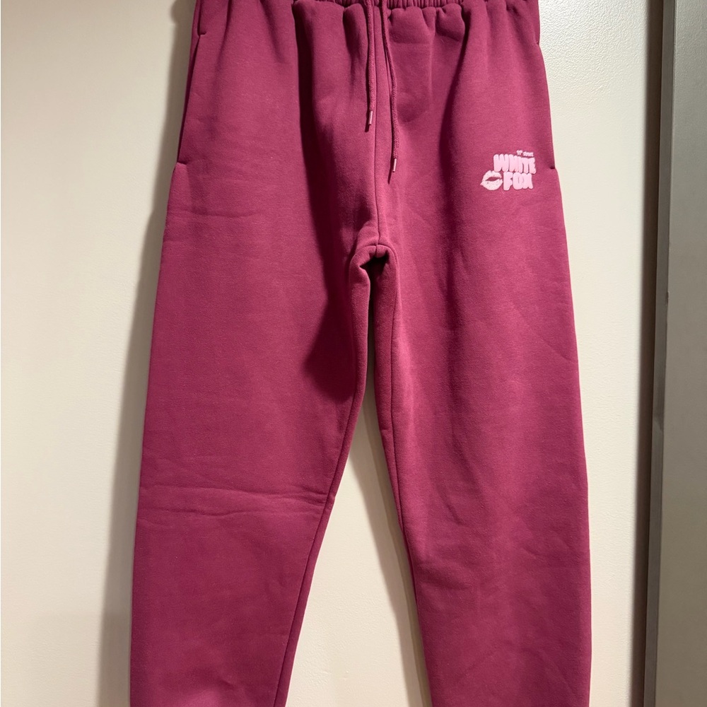 The White Fox 11th Street Sweet Kisses Sweatpants. Very Berry.